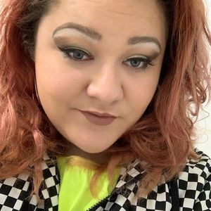 Meet your Posher, Marissa